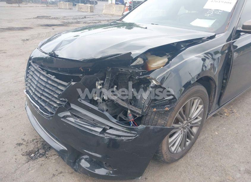 Photo 6 of 2014 Chrysler 300c JOHN VARVATOS LIMITED EDITION AWD (VIN 2C3CCAJG4EH236969)