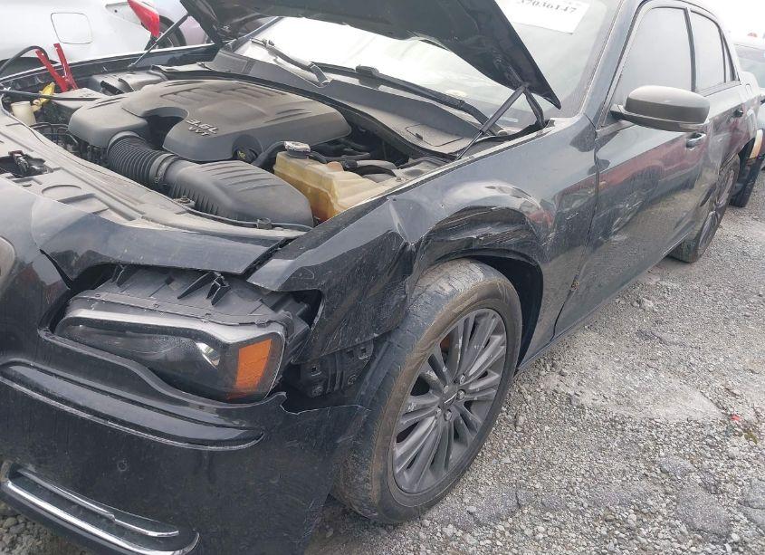 Photo 6 of 2014 Chrysler 300c JOHN VARVATOS LUXURY (VIN 2C3CCAJG6EH240439)