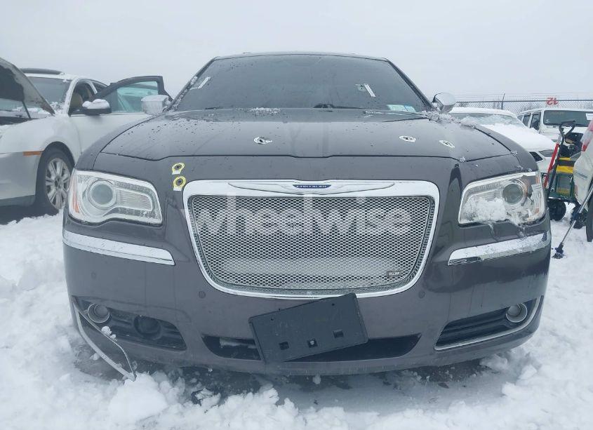 Photo 6 of 2013 Chrysler 300c JOHN VARVATOS LUXURY EDITION AWD (VIN 2C3CCAJTXDH621920)