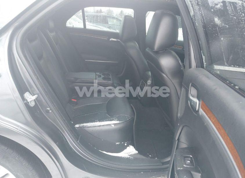 Photo 8 of 2013 Chrysler 300c JOHN VARVATOS LUXURY EDITION AWD (VIN 2C3CCAJTXDH621920)