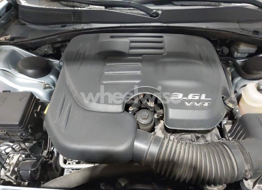 Photo 10 of 2013 Chrysler 300c AWD (VIN 2C3CCAKG0DH604318)