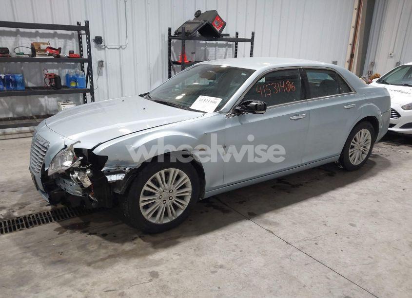 Photo 2 of 2013 Chrysler 300c AWD (VIN 2C3CCAKG0DH604318)