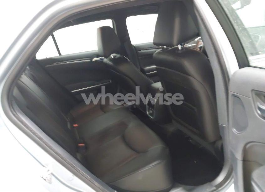 Photo 8 of 2013 Chrysler 300c AWD (VIN 2C3CCAKG0DH604318)