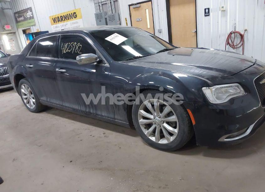 2017 Chrysler 300c AWD (VIN 2C3CCAKG2HH597183) main photo