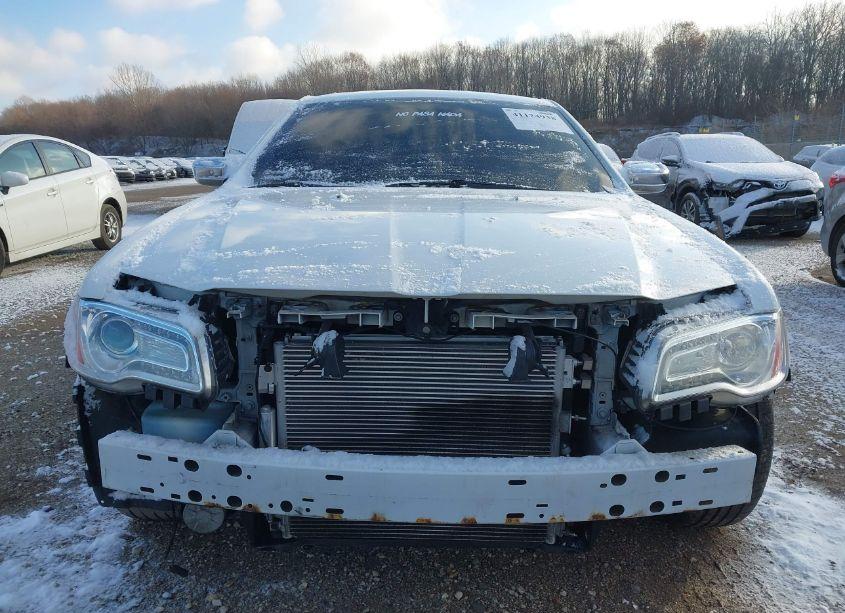 Photo 13 of 2013 Chrysler 300c AWD (VIN 2C3CCAKG3DH538251)