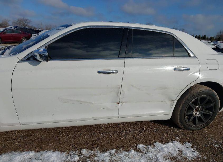 Photo 18 of 2013 Chrysler 300c AWD (VIN 2C3CCAKG3DH538251)