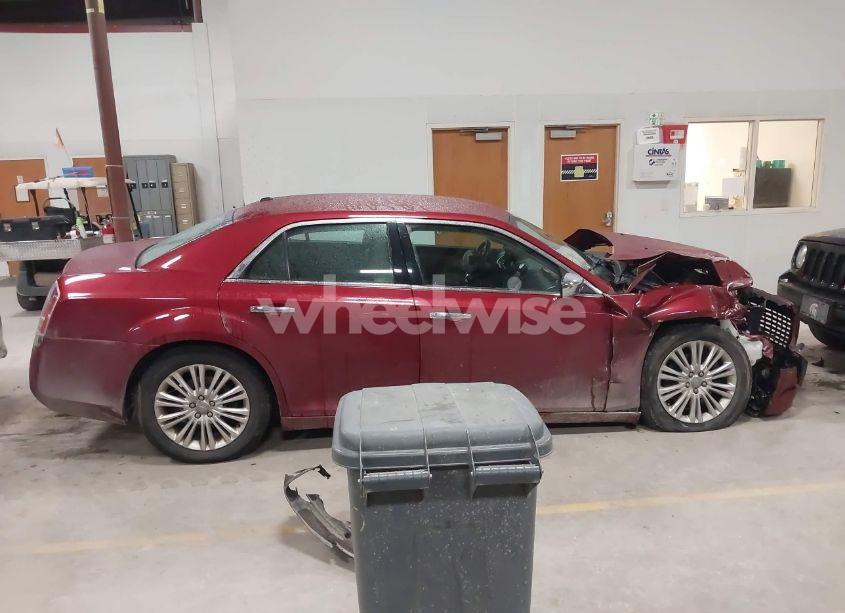 Photo 13 of 2014 Chrysler 300c AWD (VIN 2C3CCAKG4EH331465)