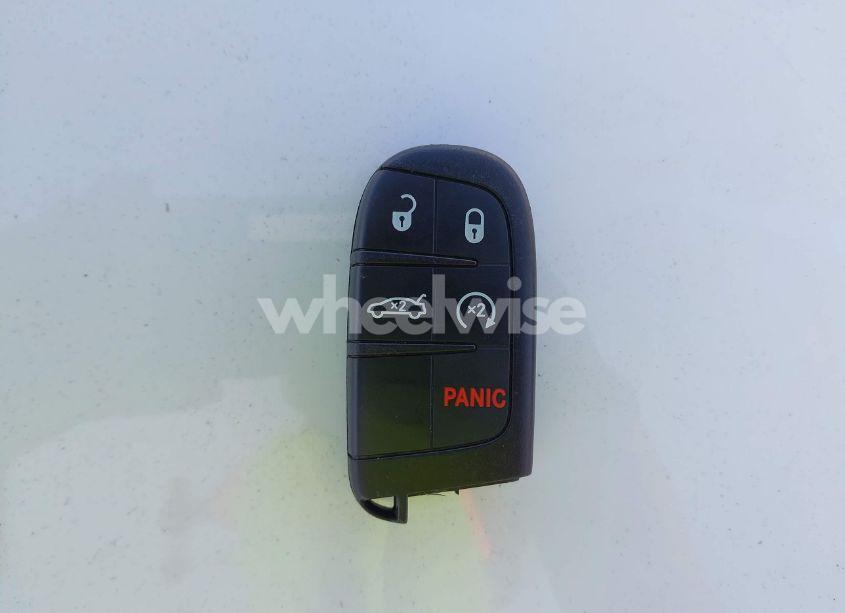 Photo 11 of 2016 Chrysler 300c AWD (VIN 2C3CCAKG4GH330996)