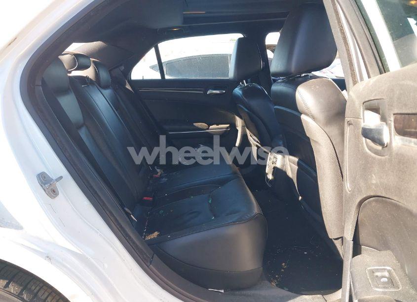 Photo 8 of 2013 Chrysler 300c AWD (VIN 2C3CCAKG6DH602475)