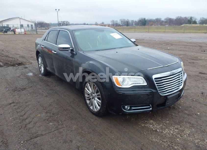 2013 Chrysler 300c AWD (VIN 2C3CCAKG7DH619334) main photo