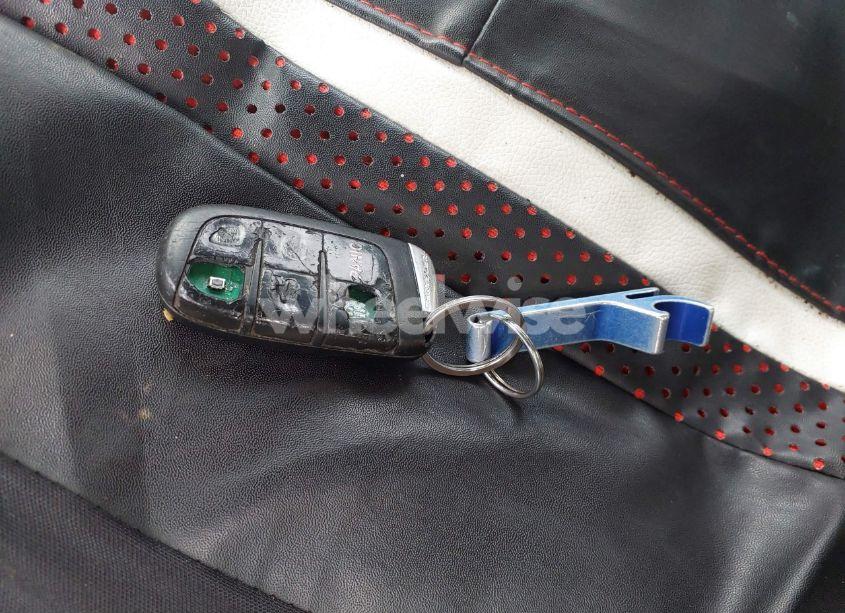 Photo 11 of 2013 Chrysler 300c AWD (VIN 2C3CCAKG7DH619334)