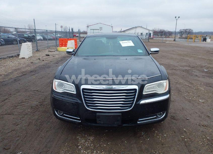 Photo 12 of 2013 Chrysler 300c AWD (VIN 2C3CCAKG7DH619334)