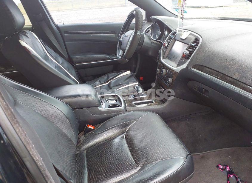 Photo 5 of 2013 Chrysler 300c AWD (VIN 2C3CCAKG7DH619334)