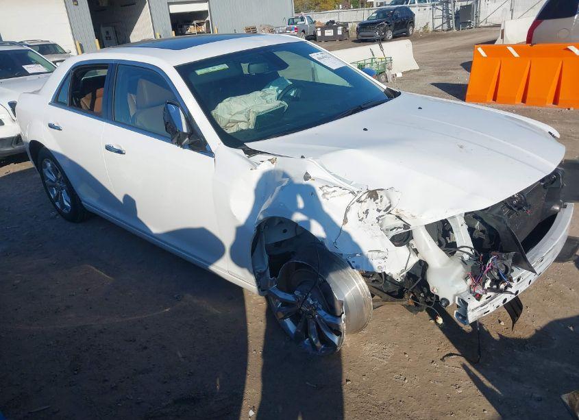 Photo 14 of 2019 Chrysler 300 LIMITED AWD (VIN 2C3CCAKG7KH543045)