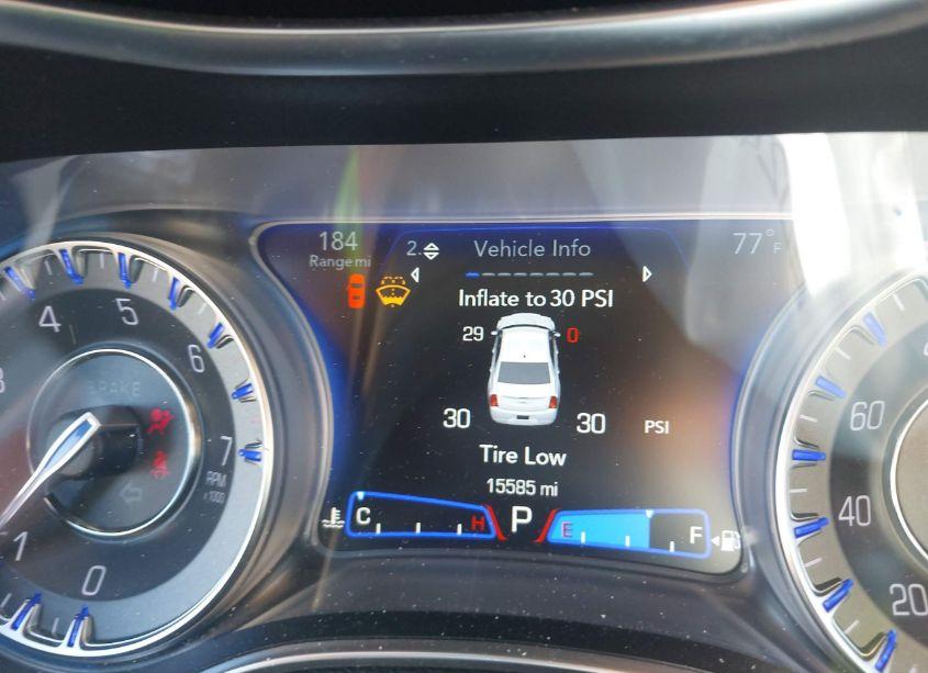 Photo 16 of 2019 Chrysler 300 LIMITED AWD (VIN 2C3CCAKG7KH543045)