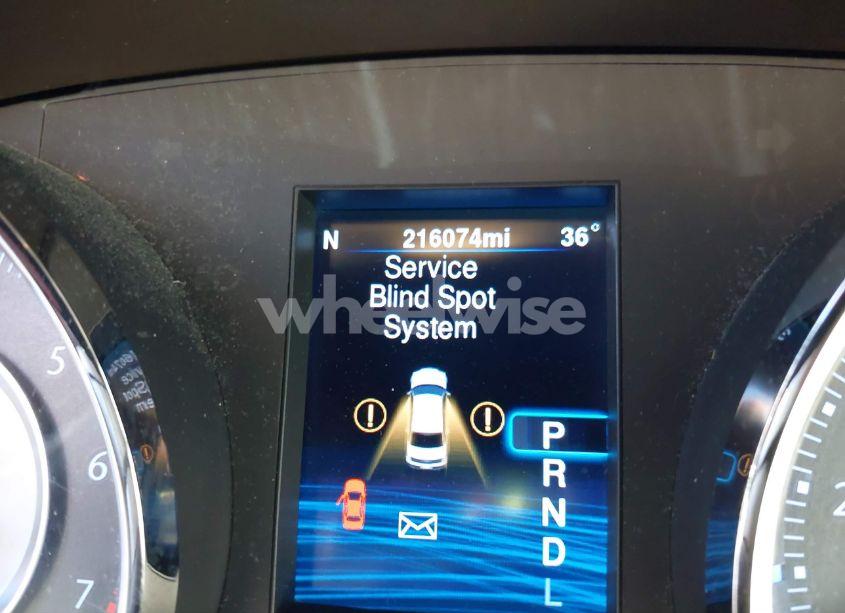 Photo 15 of 2013 Chrysler 300c AWD (VIN 2C3CCAKGXDH733148)