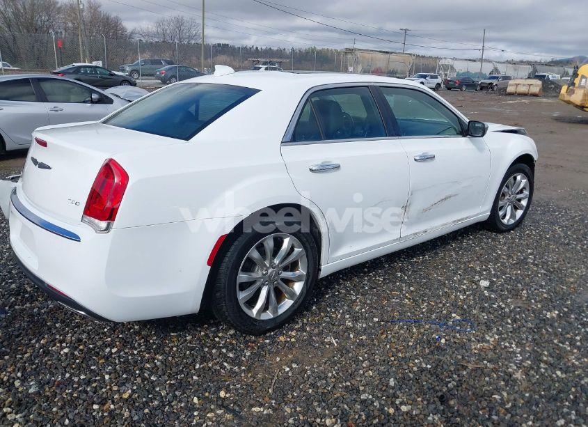 Photo 4 of 2019 Chrysler 300 LIMITED AWD (VIN 2C3CCAKGXKH577948)