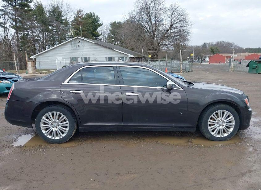 Photo 13 of 2013 Chrysler 300c AWD (VIN 2C3CCAKT2DH646633)