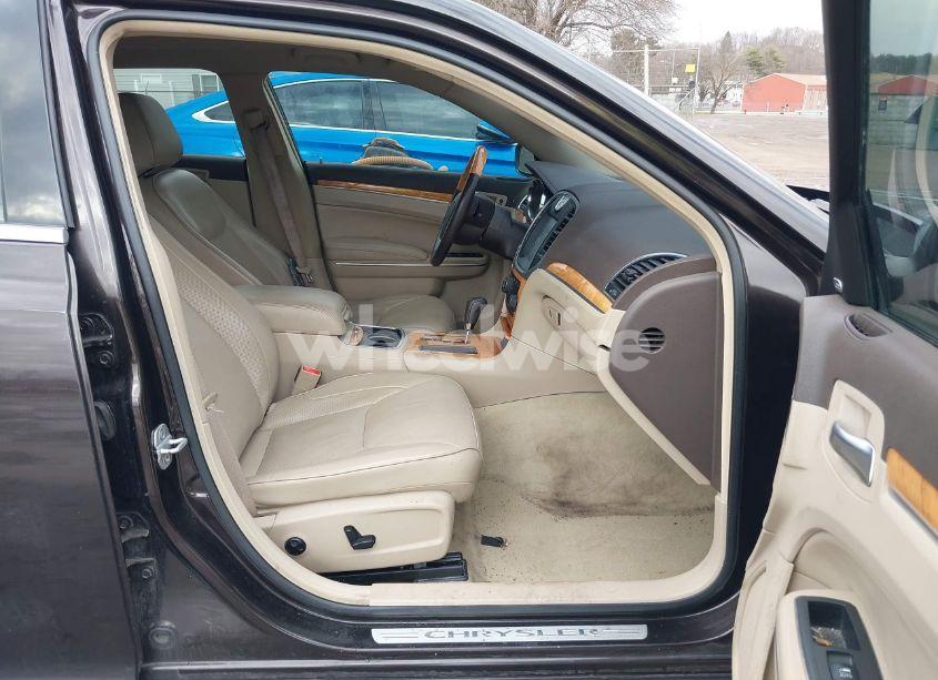 Photo 5 of 2013 Chrysler 300c AWD (VIN 2C3CCAKT2DH646633)