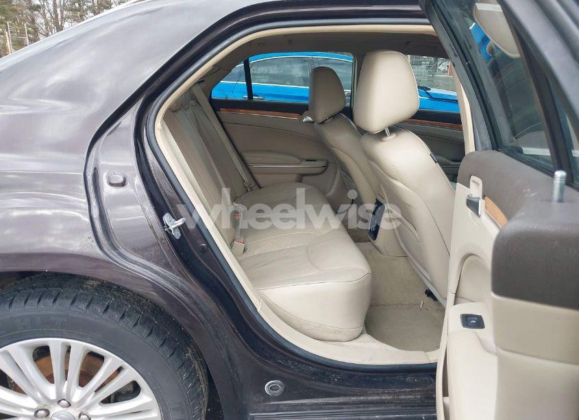 Photo 8 of 2013 Chrysler 300c AWD (VIN 2C3CCAKT2DH646633)