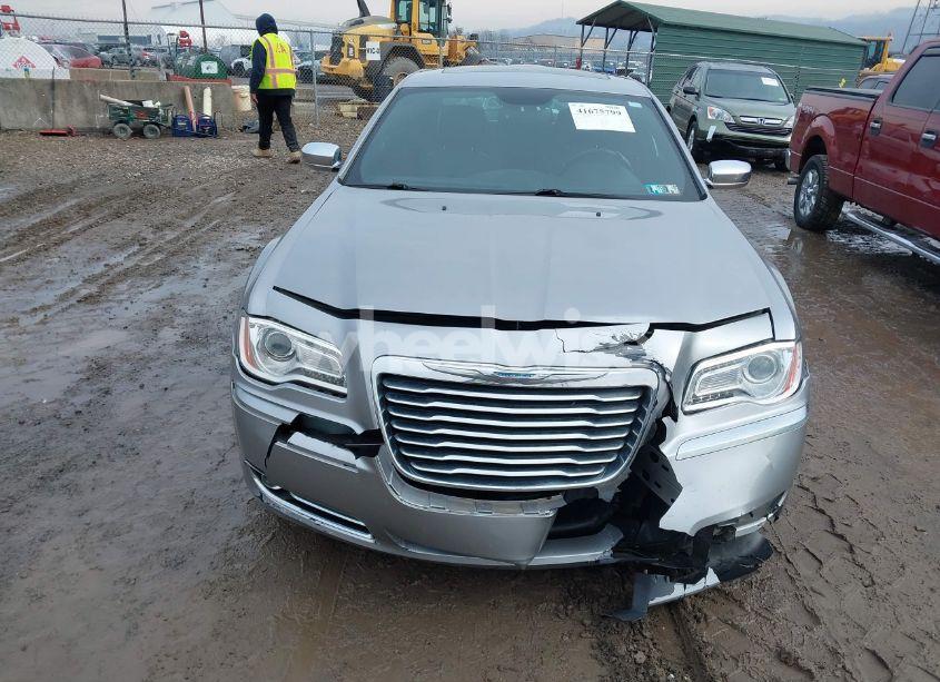 Photo 12 of 2013 Chrysler 300c AWD (VIN 2C3CCAKT4DH667127)