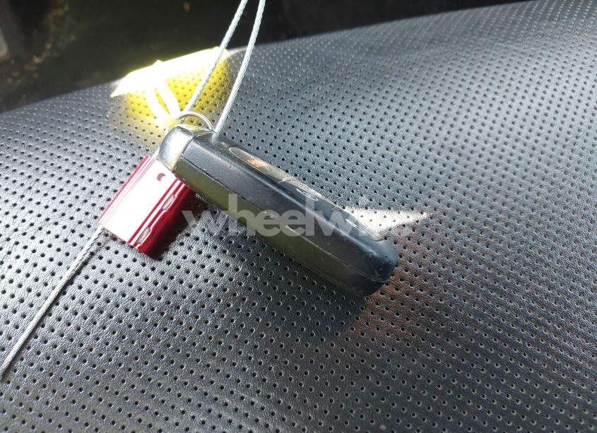 Photo 11 of 2013 Chrysler 300c AWD (VIN 2C3CCAKT6DH744998)