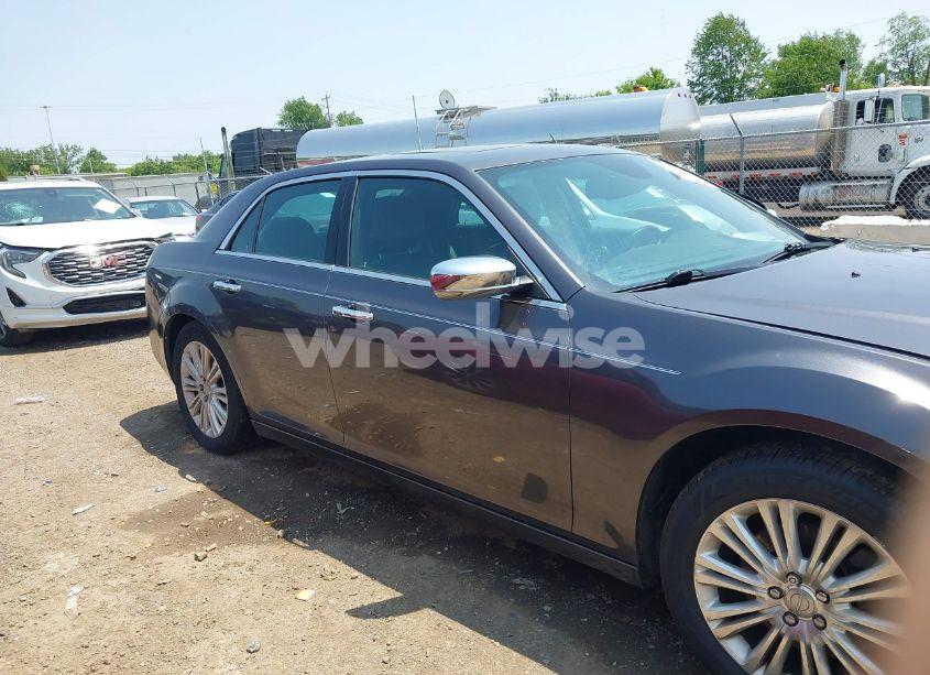 Photo 13 of 2013 Chrysler 300c AWD (VIN 2C3CCAKT6DH744998)
