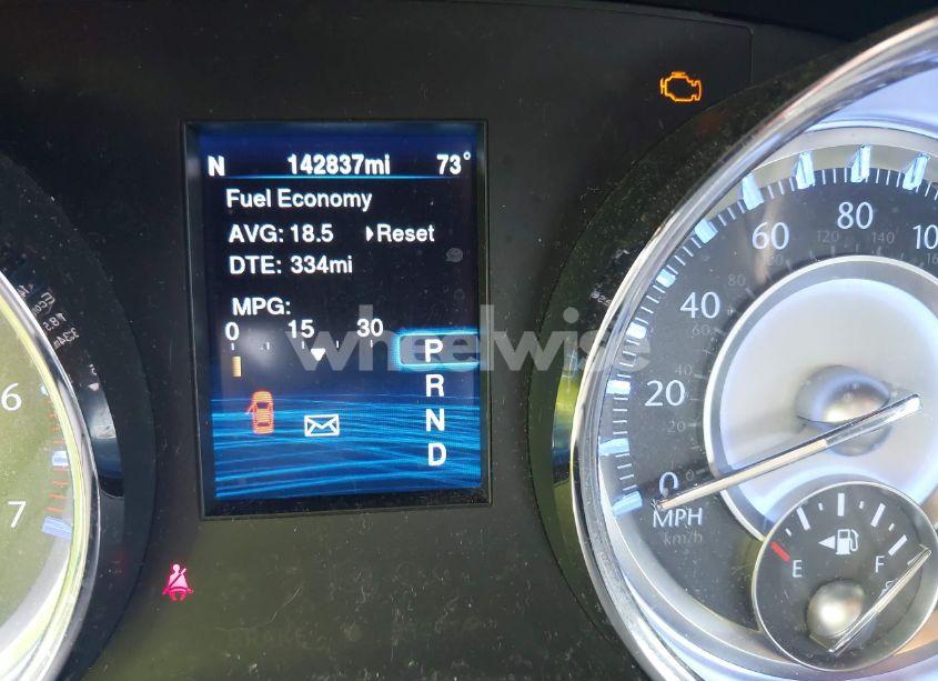 Photo 7 of 2013 Chrysler 300c AWD (VIN 2C3CCAKT6DH744998)