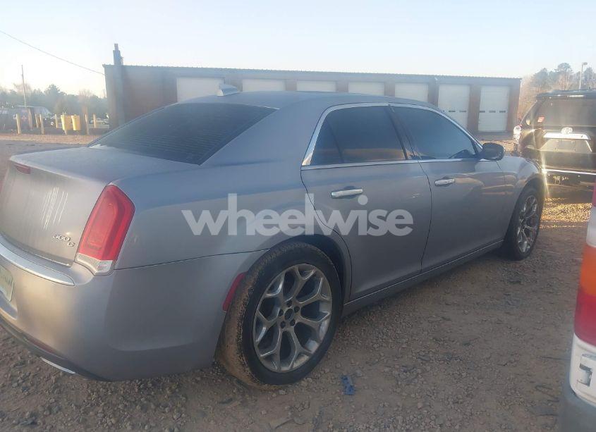 Photo 14 of 2016 Chrysler 300c PLATINUM (VIN 2C3CCAPG6GH167731)