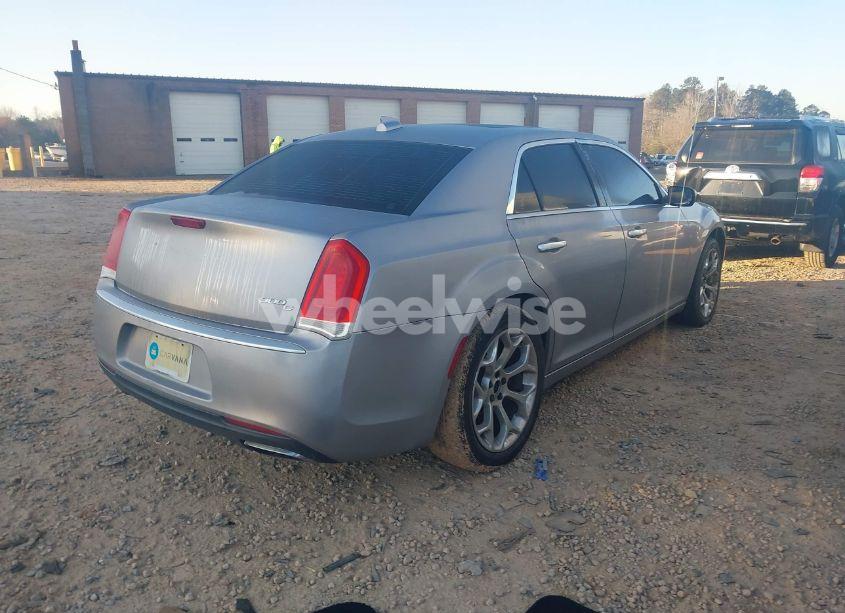 Photo 4 of 2016 Chrysler 300c PLATINUM (VIN 2C3CCAPG6GH167731)