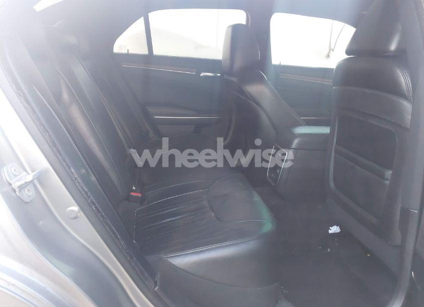 Photo 8 of 2016 Chrysler 300c PLATINUM (VIN 2C3CCAPG6GH167731)