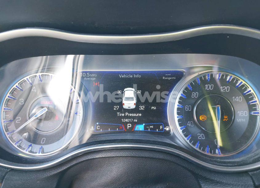 Photo 7 of 2016 Chrysler 300c PLATINUM (VIN 2C3CCAPT3GH295728)