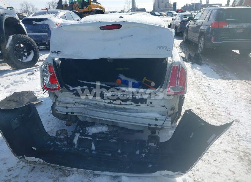 Photo 16 of 2012 Chrysler 300c LUXURY SERIES (VIN 2C3CCAPT5CH253894)