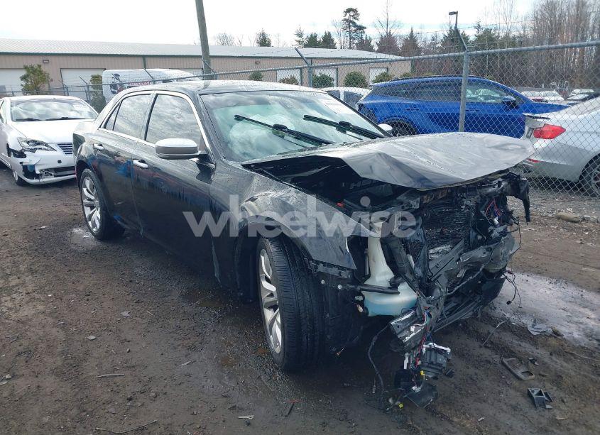 2015 Chrysler 300c PLATINUM (VIN 2C3CCAPT9FH860157) main photo
