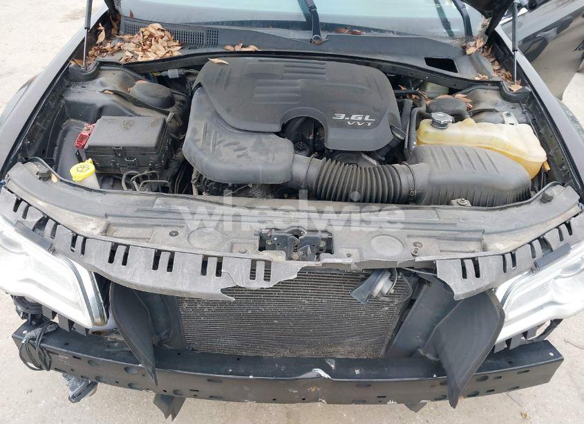 Photo 10 of 2014 Chrysler 300 (VIN 2C3CCARG0EH273747)