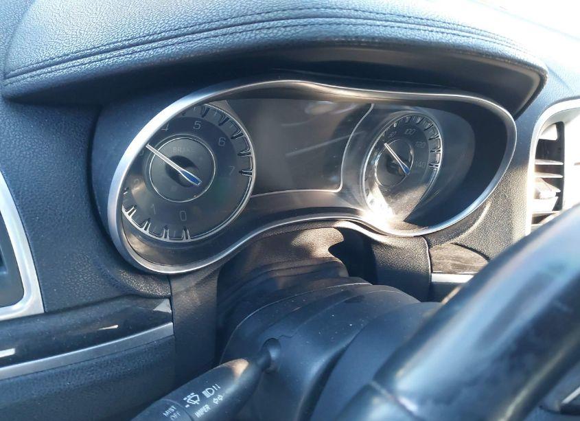 Photo 7 of 2015 Chrysler 300 LIMITED (VIN 2C3CCARG0FH814474)