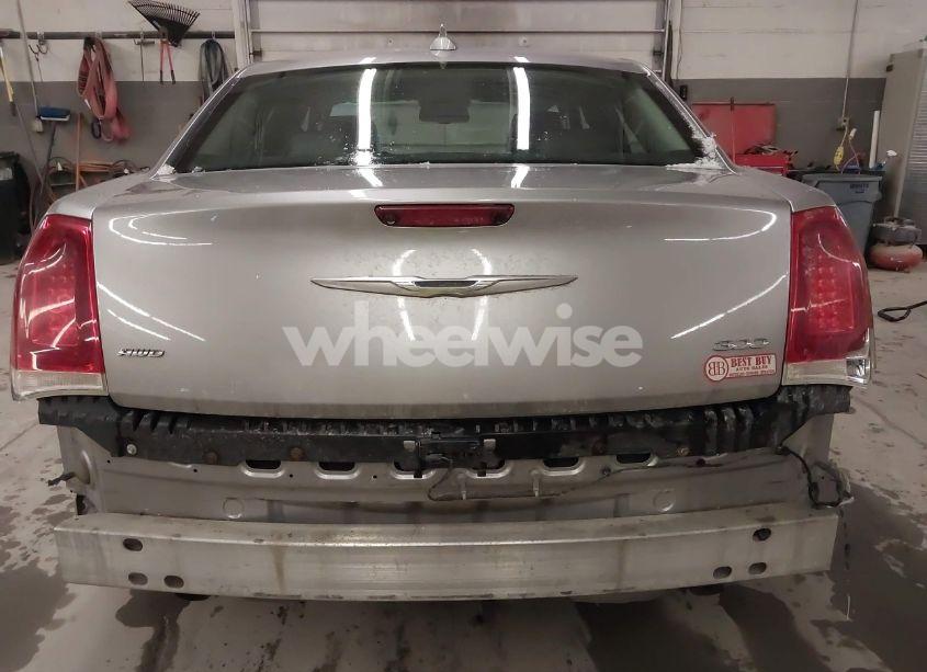 Photo 16 of 2016 Chrysler 300 LIMITED (VIN 2C3CCARG0GH170699)