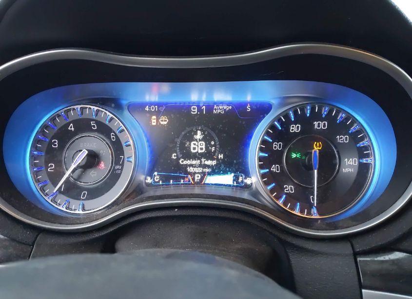 Photo 7 of 2015 Chrysler 300 LIMITED (VIN 2C3CCARG1FH892164)