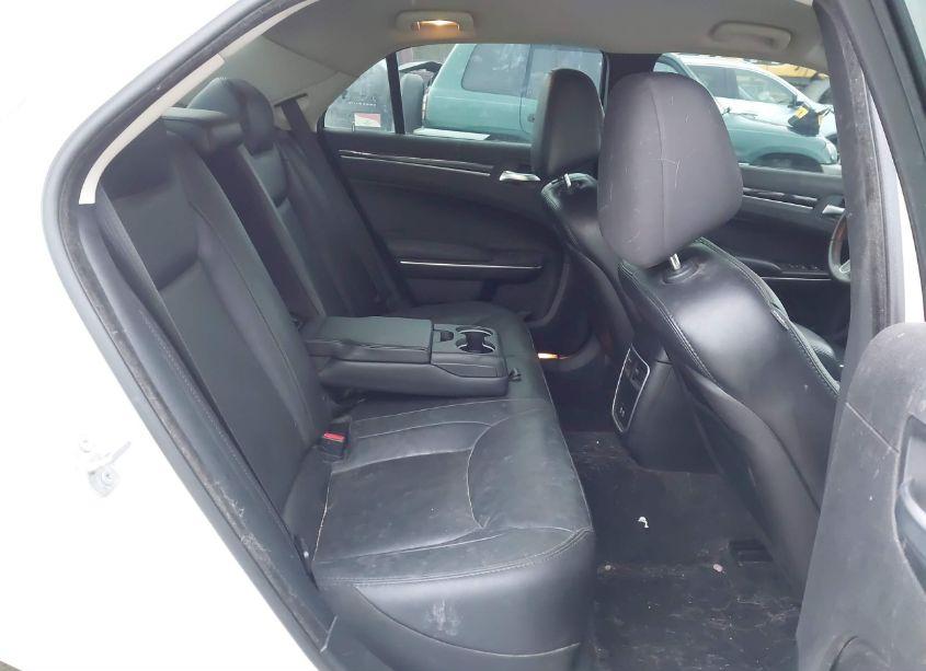 Photo 8 of 2015 Chrysler 300 LIMITED (VIN 2C3CCARG1FH892164)