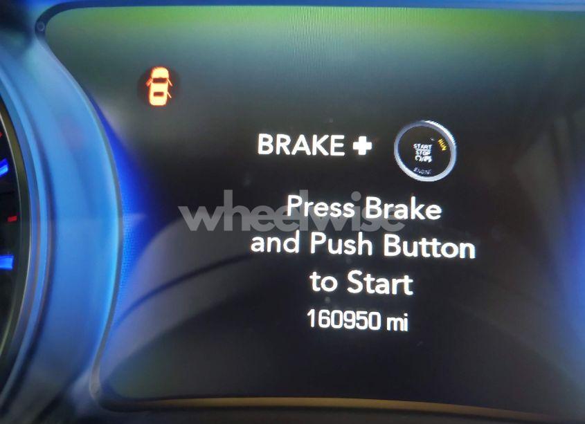 Photo 15 of 2015 Chrysler 300 LIMITED (VIN 2C3CCARG2FH831535)