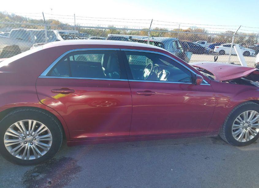 Photo 13 of 2014 Chrysler 300 (VIN 2C3CCARG3EH128797)