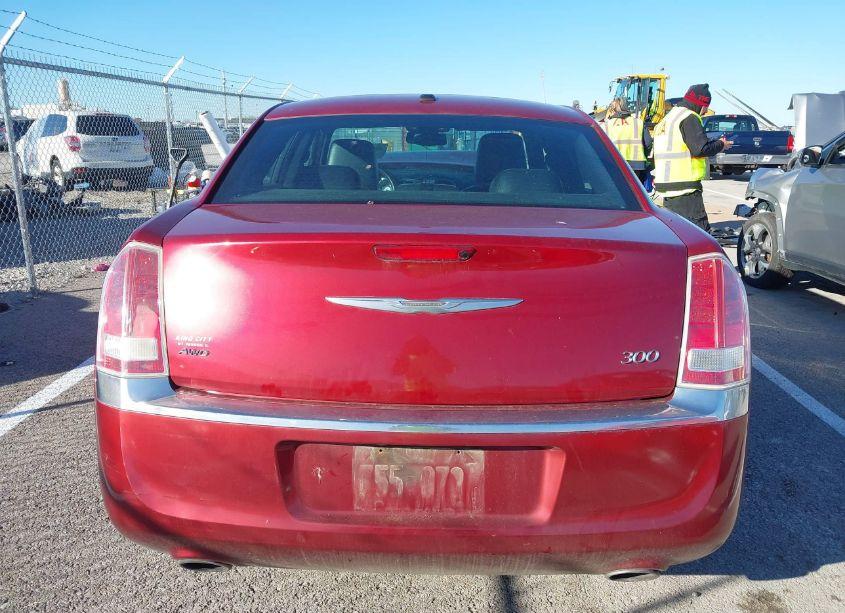 Photo 16 of 2014 Chrysler 300 (VIN 2C3CCARG3EH128797)