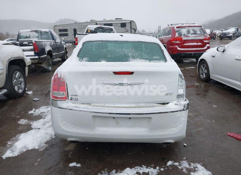 Photo 17 of 2014 Chrysler 300 (VIN 2C3CCARG3EH280451)