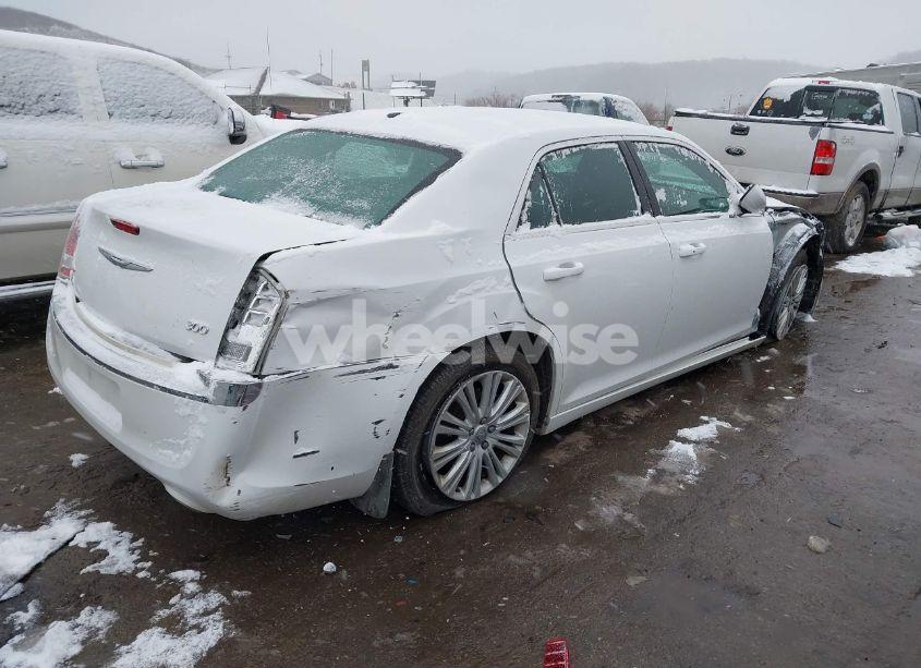 Photo 4 of 2014 Chrysler 300 (VIN 2C3CCARG3EH280451)