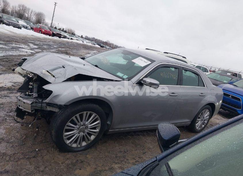 Photo 15 of 2014 Chrysler 300 (VIN 2C3CCARG4EH148587)