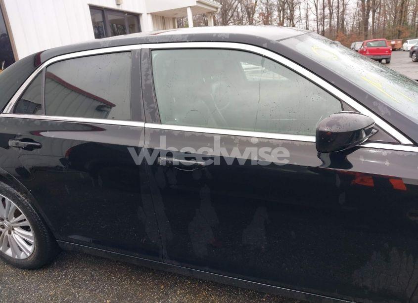 Photo 13 of 2014 Chrysler 300 (VIN 2C3CCARG4EH341886)