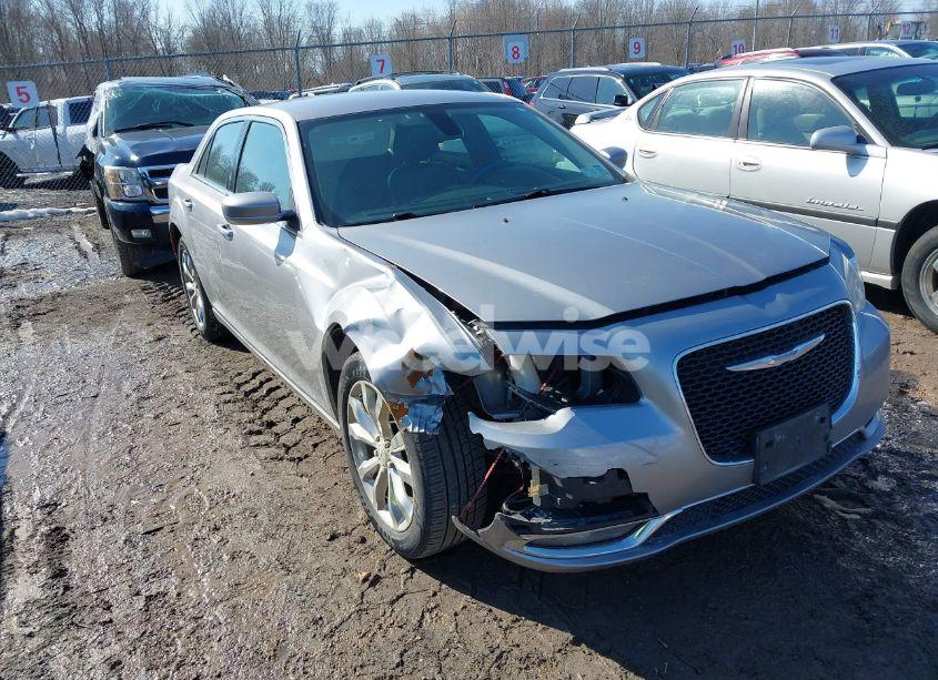 2015 Chrysler 300 LIMITED (VIN 2C3CCARG4FH760693) main photo