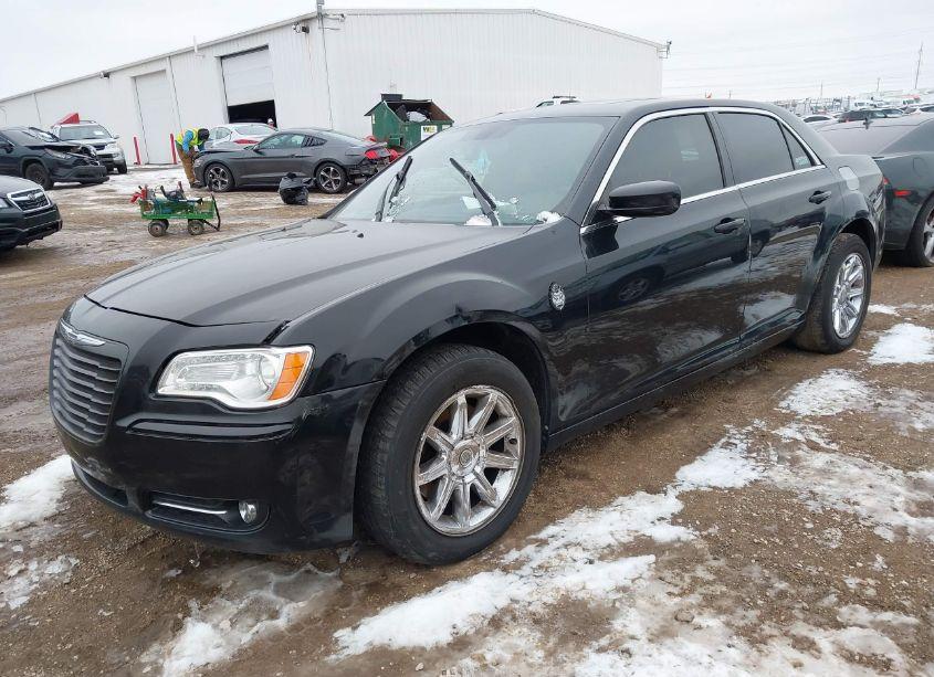 Photo 2 of 2014 Chrysler 300 (VIN 2C3CCARG5EH297476)