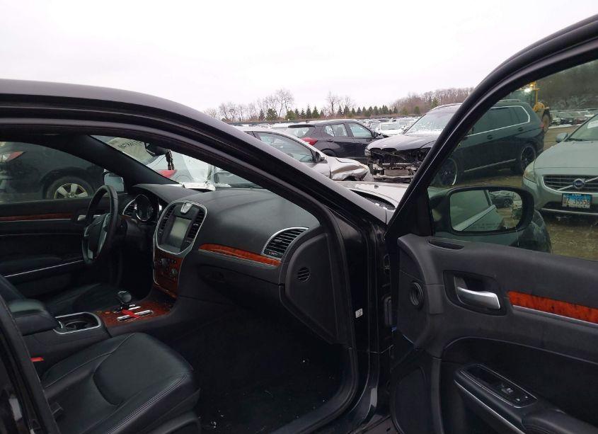 Photo 5 of 2014 Chrysler 300 (VIN 2C3CCARG5EH297476)