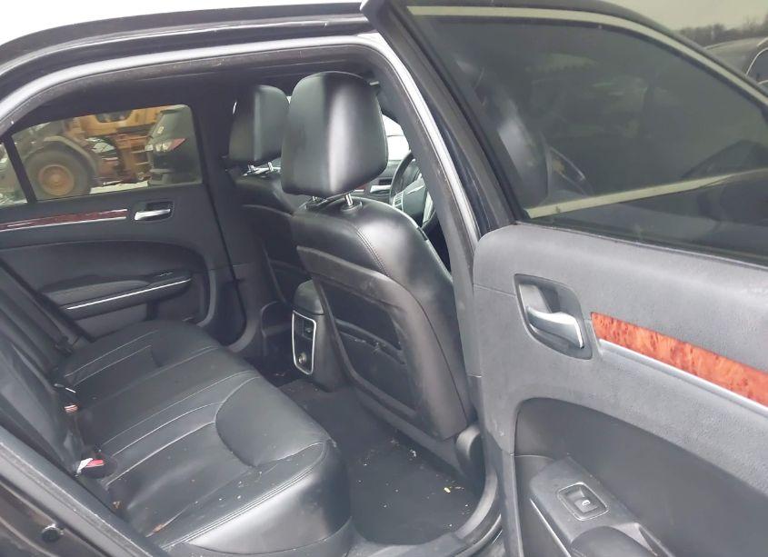 Photo 8 of 2014 Chrysler 300 (VIN 2C3CCARG5EH297476)